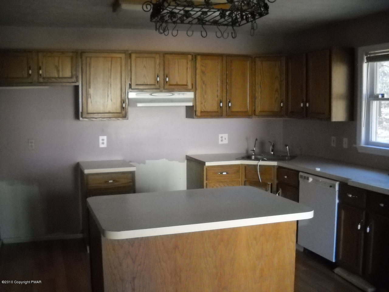 23 Dancing Ridge Road East Stroudsburg, PA 18302 - Photo 3 of 11 KITCHEN