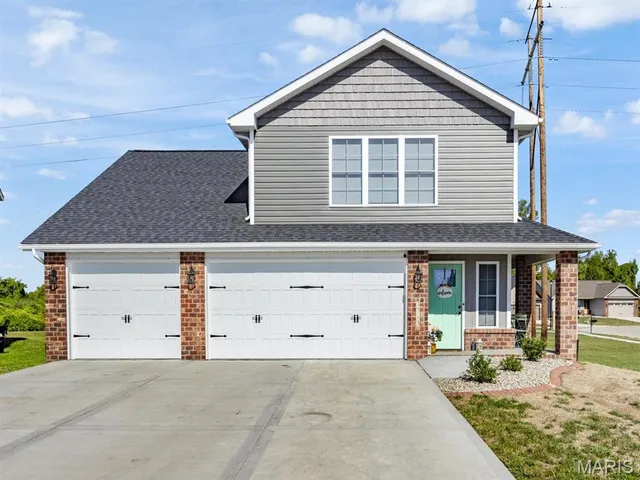 $337,000 | 3713 Justine Drive, Granite City, IL 62040