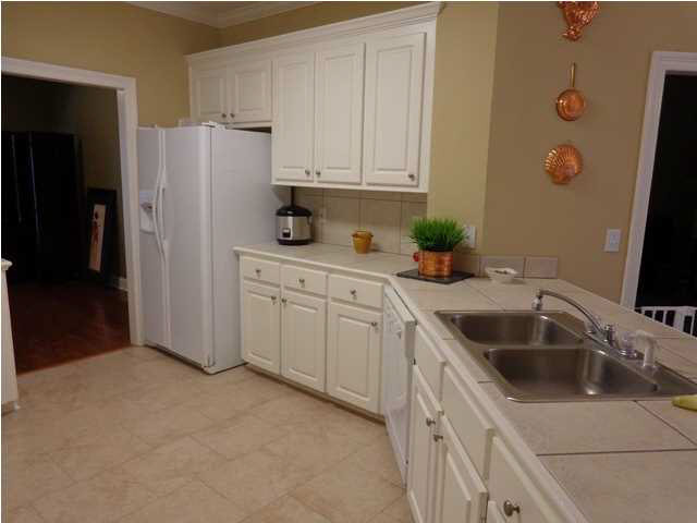 222 North Ridge Drive Madison, MS 39110 - Photo 13 of 25 Kitchen