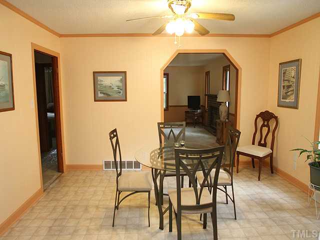 625 Erwin Road Durham, NC 27707 - Photo 5 of 12 Gallery Image 5