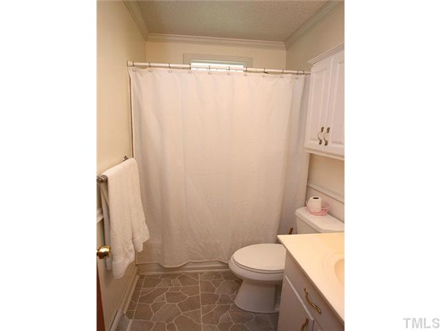 625 Erwin Road Durham, NC 27707 - Photo 9 of 12 Gallery Image 9