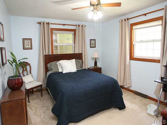 625 Erwin Road Durham, NC 27707 - Photo 10 of 12 Gallery Image 10