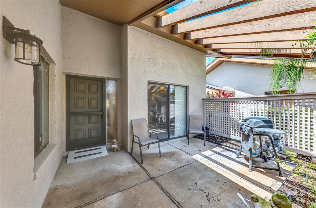 4521 Kingsmere, Unit 6 Sarasota, FL 34235 - Photo 4 of 42