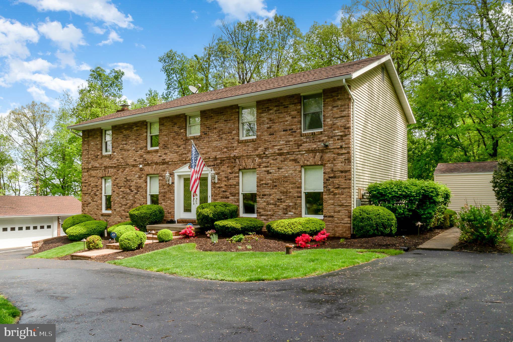 189 Ore Bank Road Dillsburg, PA 17019 - Photo 2 of 36 Gallery Image 2