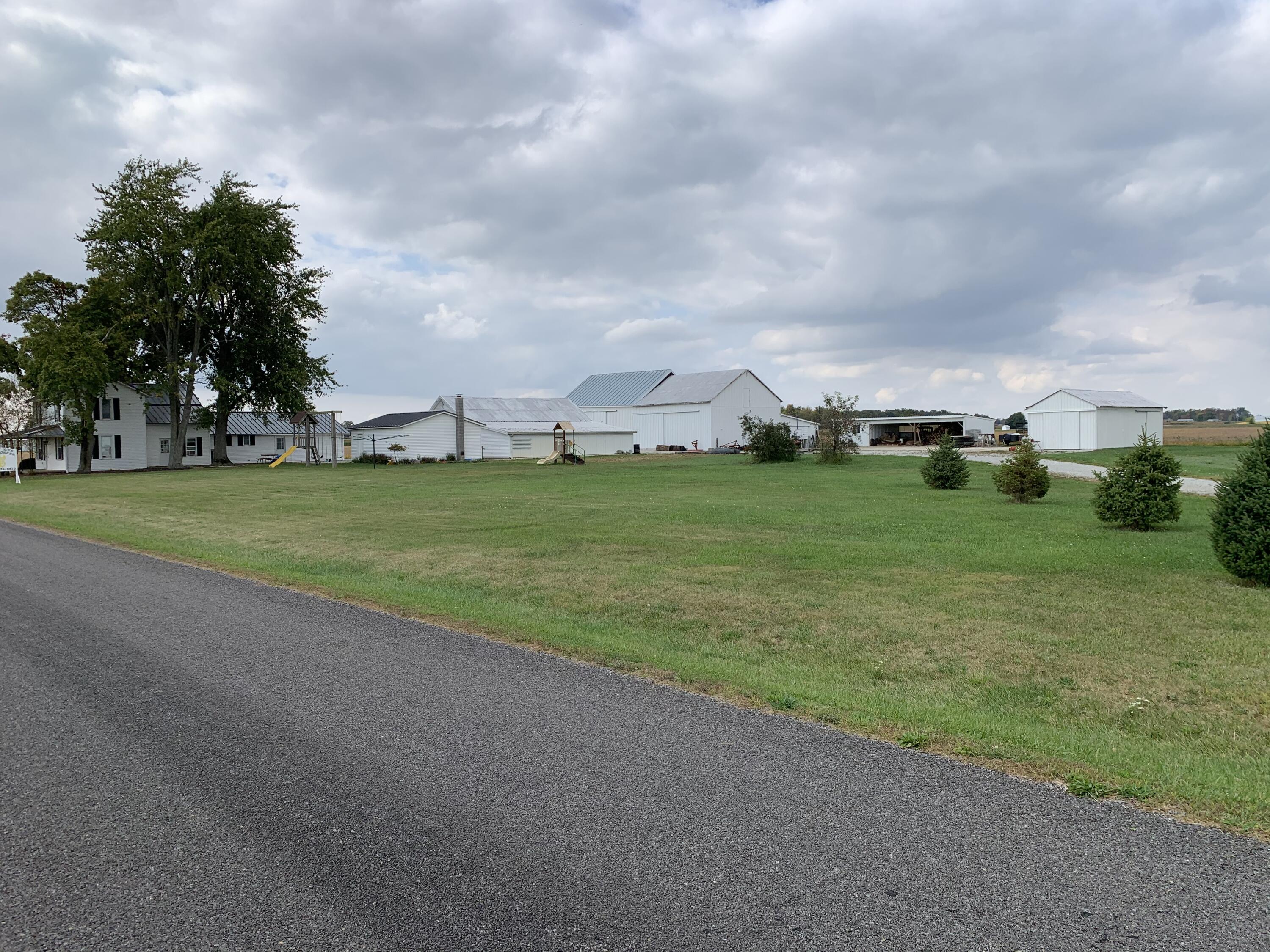 16461 Wells Road Anna, OH 45302 - Photo 3 of 36