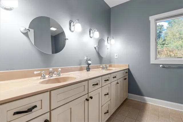 $950,000 | 37 Oak Hill Lane Northwest, Cartersville, GA 30121