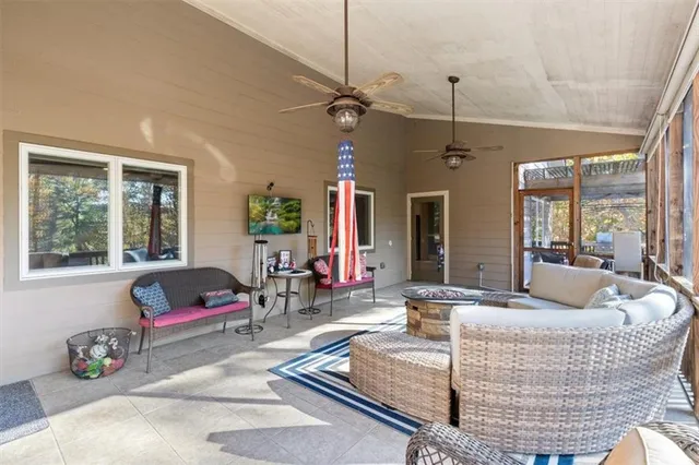 $950,000 | 37 Oak Hill Lane Northwest, Cartersville, GA 30121