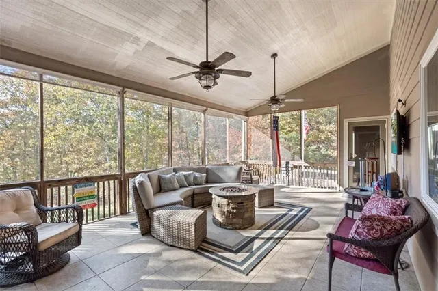 $950,000 | 37 Oak Hill Lane Northwest, Cartersville, GA 30121