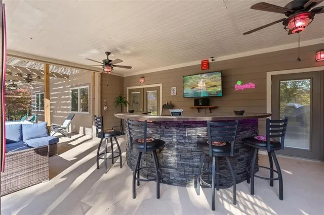 $950,000 | 37 Oak Hill Lane Northwest, Cartersville, GA 30121