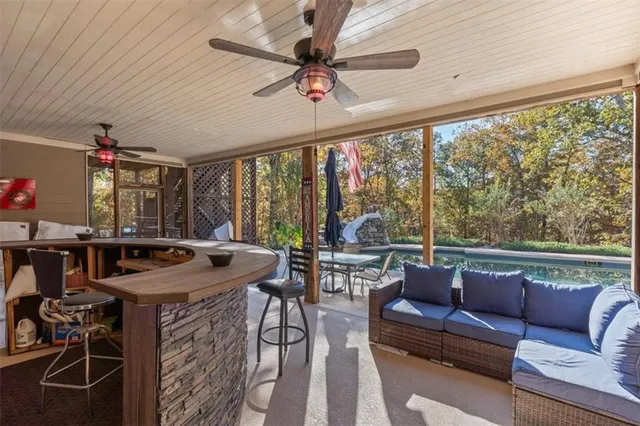 $950,000 | 37 Oak Hill Lane Northwest, Cartersville, GA 30121