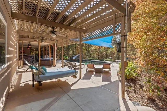 $950,000 | 37 Oak Hill Lane Northwest, Cartersville, GA 30121