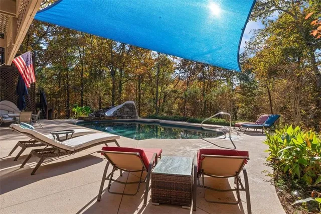 $950,000 | 37 Oak Hill Lane Northwest, Cartersville, GA 30121