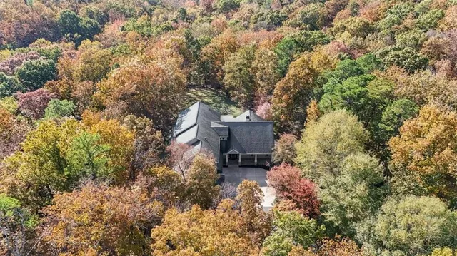 $950,000 | 37 Oak Hill Lane Northwest, Cartersville, GA 30121