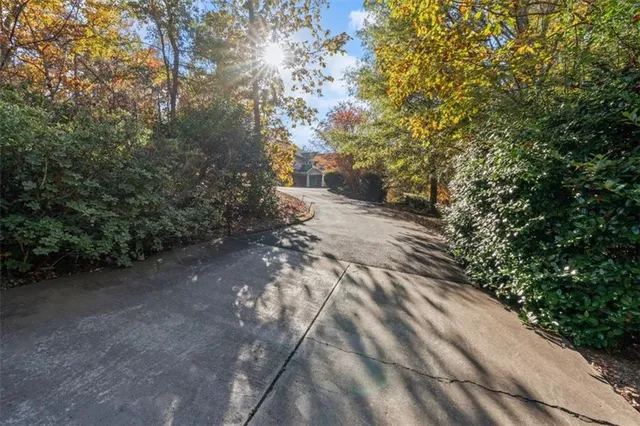 $950,000 | 37 Oak Hill Lane Northwest, Cartersville, GA 30121