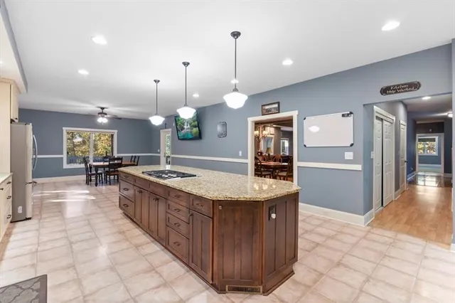 $950,000 | 37 Oak Hill Lane Northwest, Cartersville, GA 30121