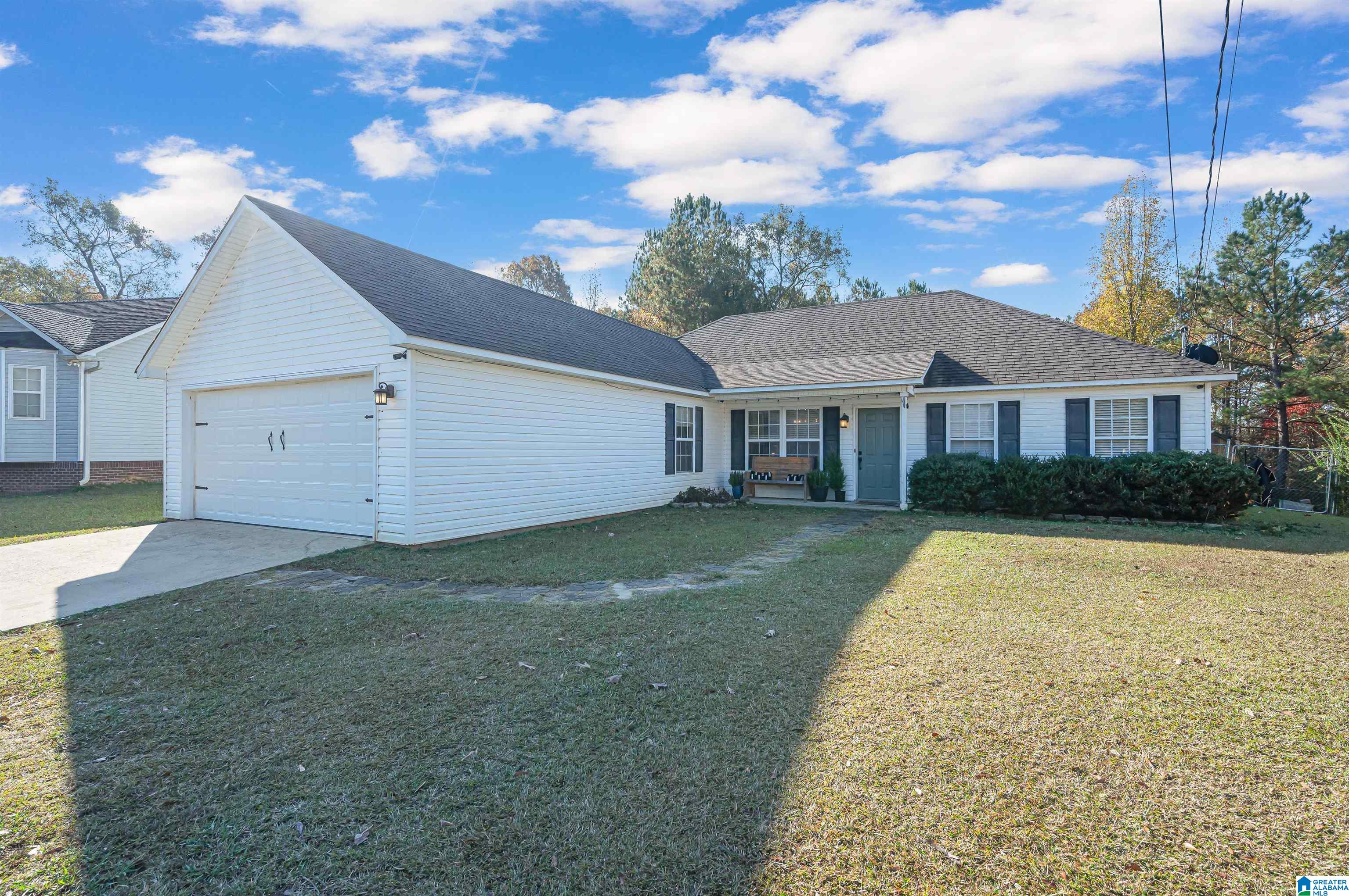 20928 Walnut Lane Vance, AL 35490 - Photo 1 of 27