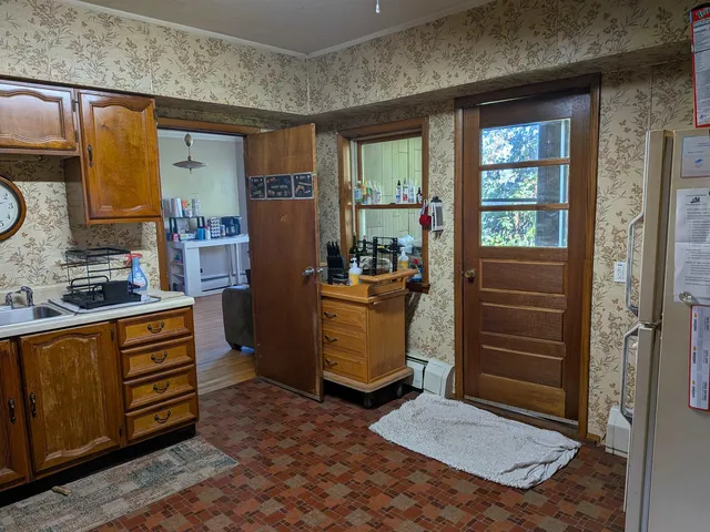 $235,000 | 90 River Street, Rutland, VT 05701