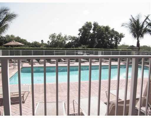 997 Northwest 18th Avenue, Unit 997 Boca Raton, FL 33431 - Photo 6 of 7 Swimming Pool/Hot Tub/Sauna