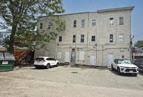 159 South Union Street Lawrence, MA 01843 - Photo 4 of 14
