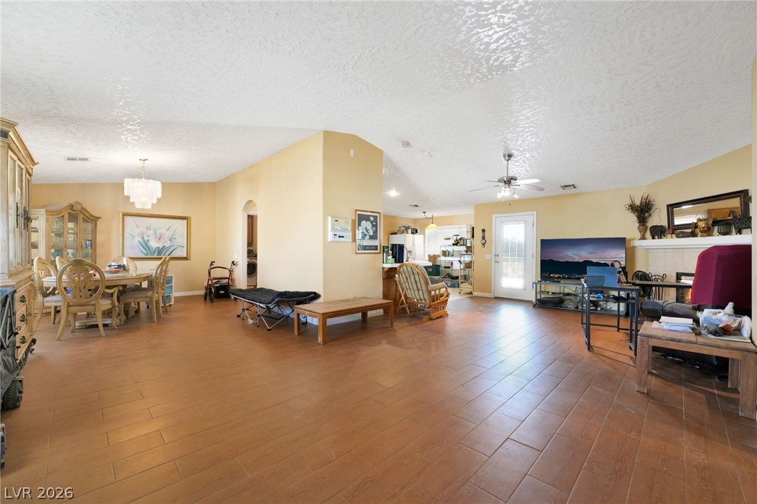 3261 Winery Road Pahrump, NV 89048 - Photo 4 of 37
