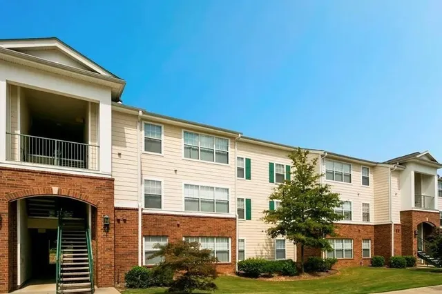 $1,281 | 91 Somerset Club Drive Southeast, Unit 420, Cartersville, GA 30121