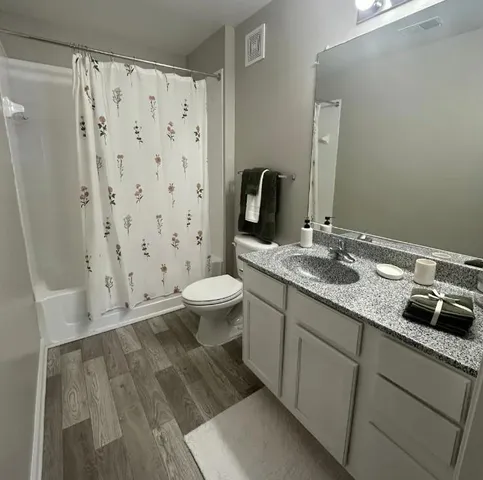 $1,281 | 91 Somerset Club Drive Southeast, Unit 420, Cartersville, GA 30121