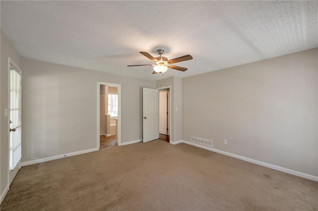 252 Amber Way Dallas, GA 30157 - Photo 17 of 40 Gallery Image 17