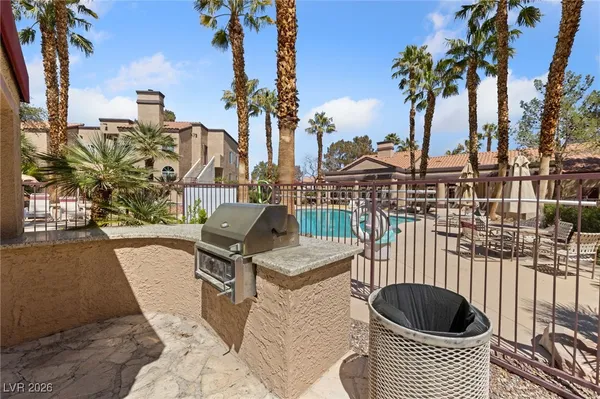 $1,650 | 9325 West Desert Inn Road, Unit 151, Las Vegas, NV 89117
