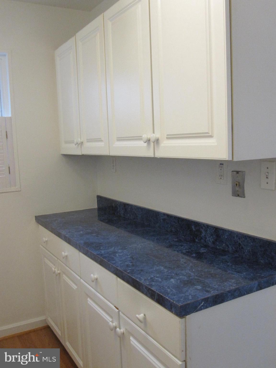 12602 Denley Road Silver Spring, MD 20906 - Photo 11 of 17 Kitchen