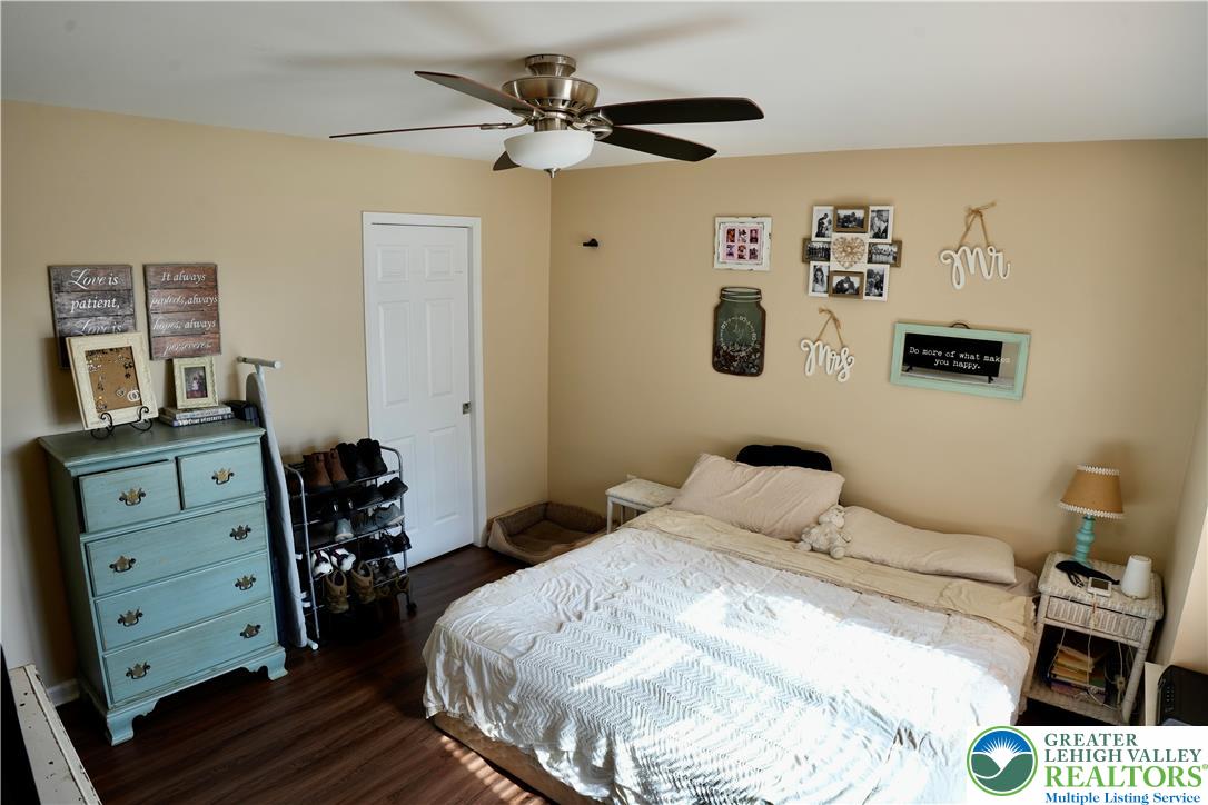 11 Corriere Road Easton, PA 18045 - Photo 7 of 19 Master Bedroom