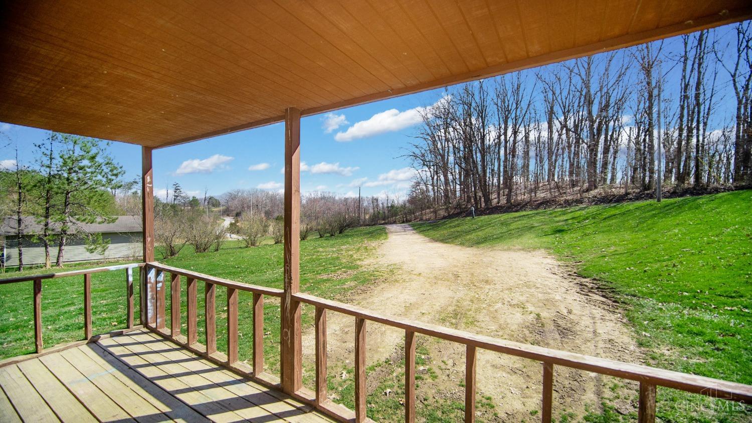 423 Mahogany Road Lynx, OH 45650 - Photo 2 of 23 Gallery Image 2