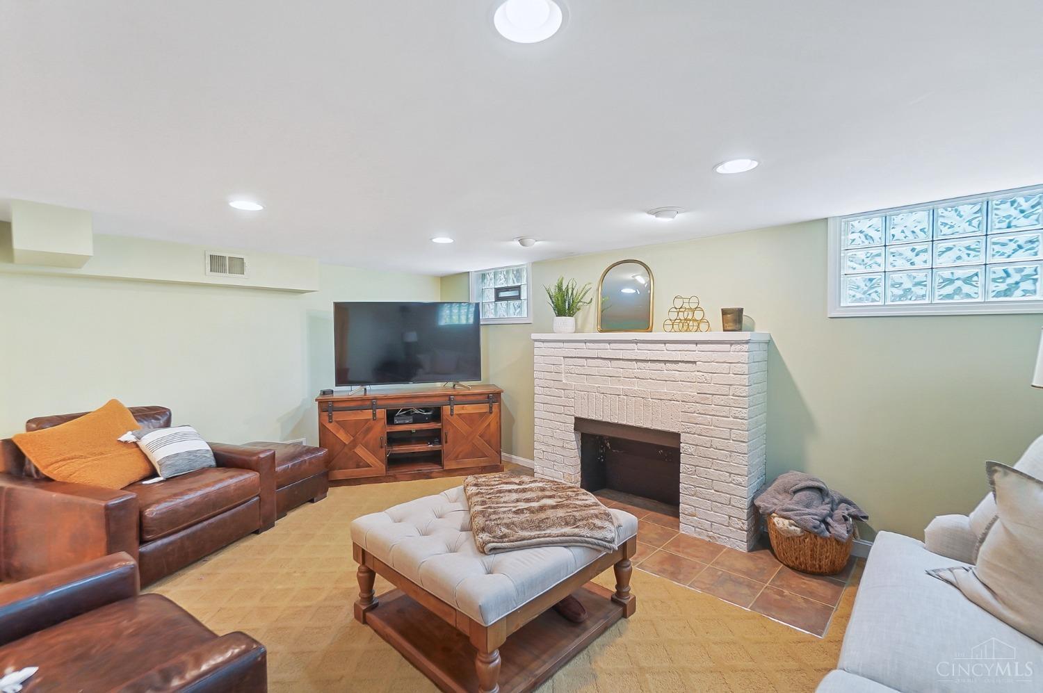 3706 Homewood Road Mariemont, OH 45227 - Photo 40 of 53