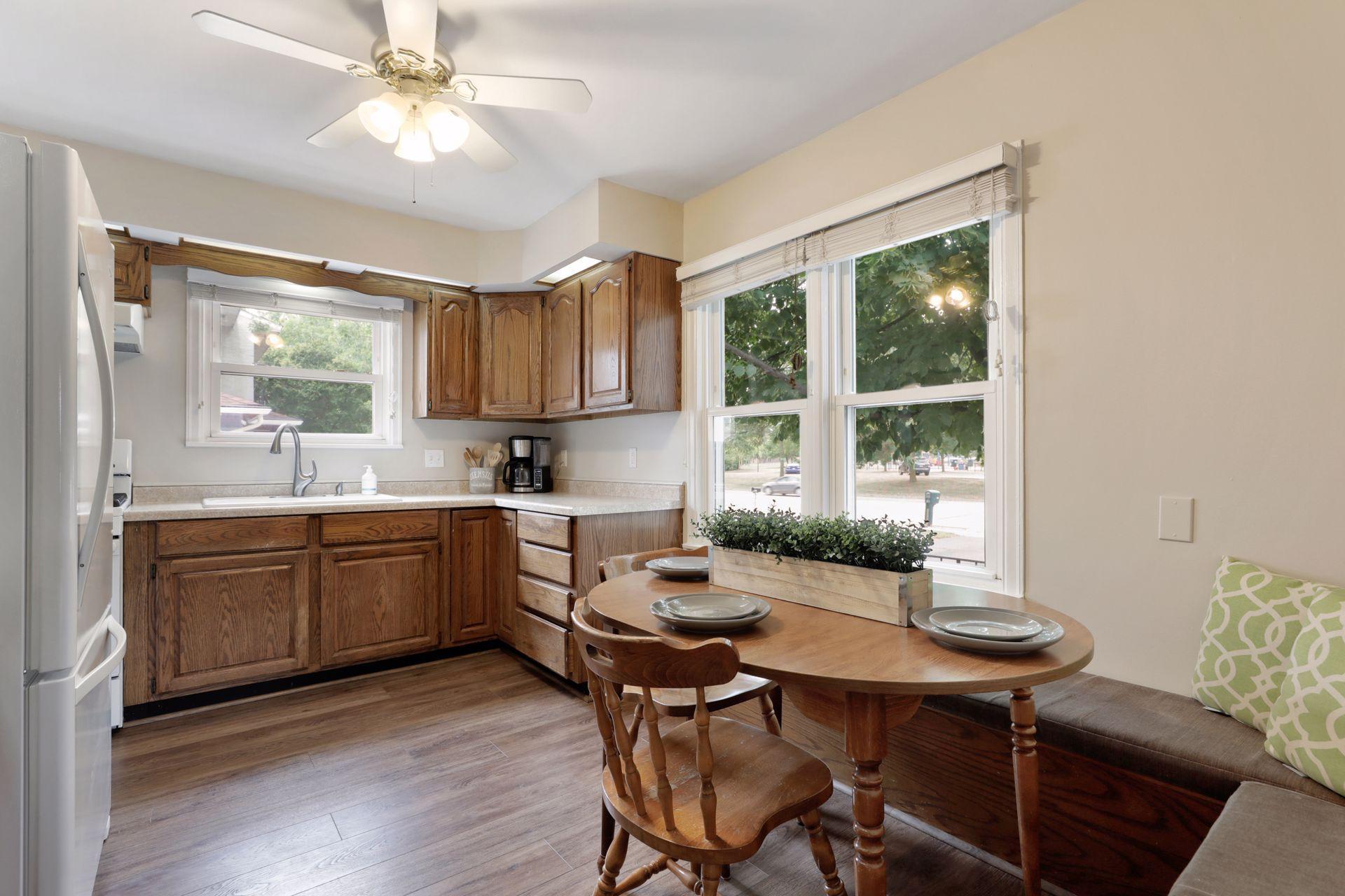 1151 County B Road West Roseville, MN 55113 - Photo 12 of 32 Gallery Image 12
