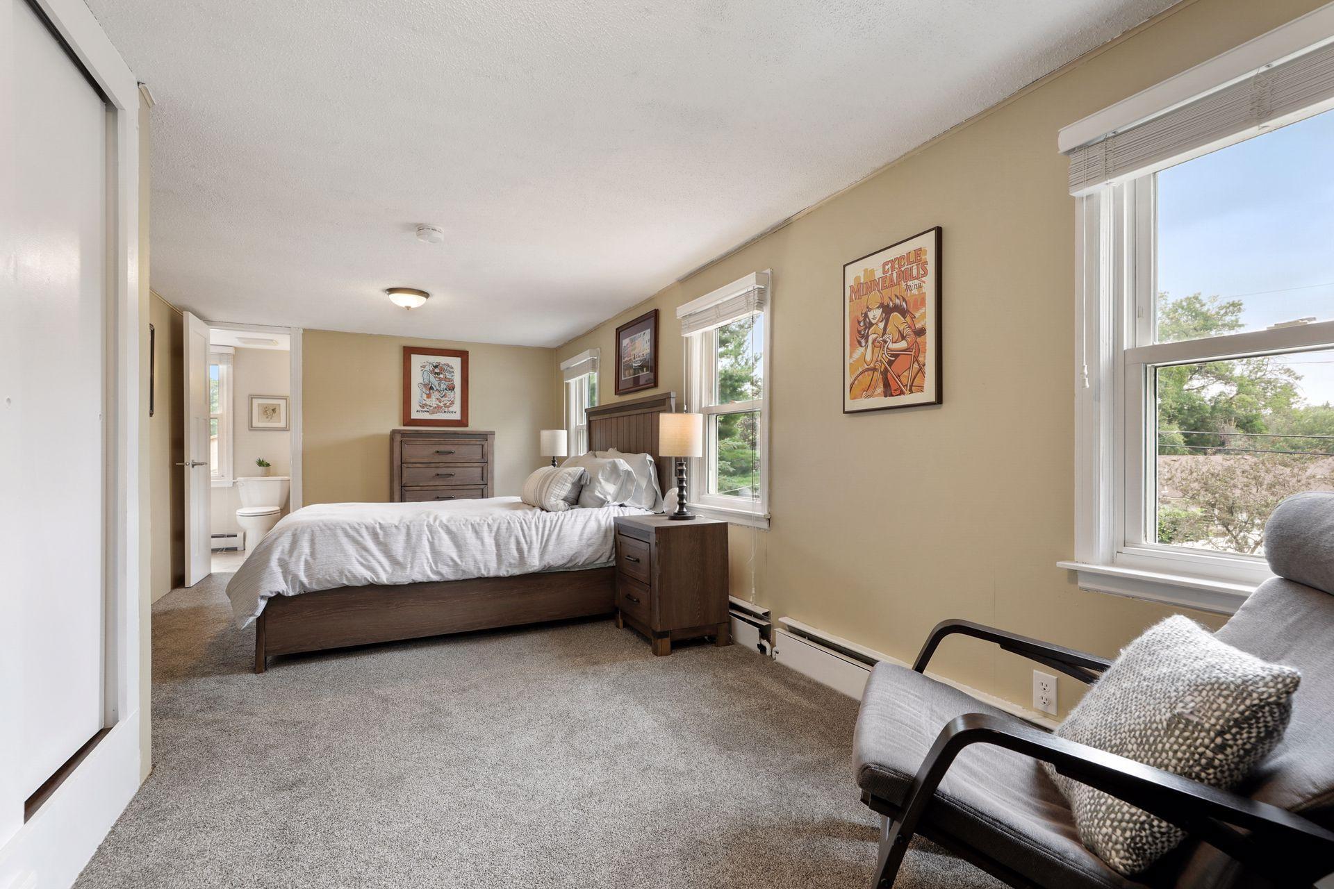 1151 County B Road West Roseville, MN 55113 - Photo 21 of 32 Gallery Image 21