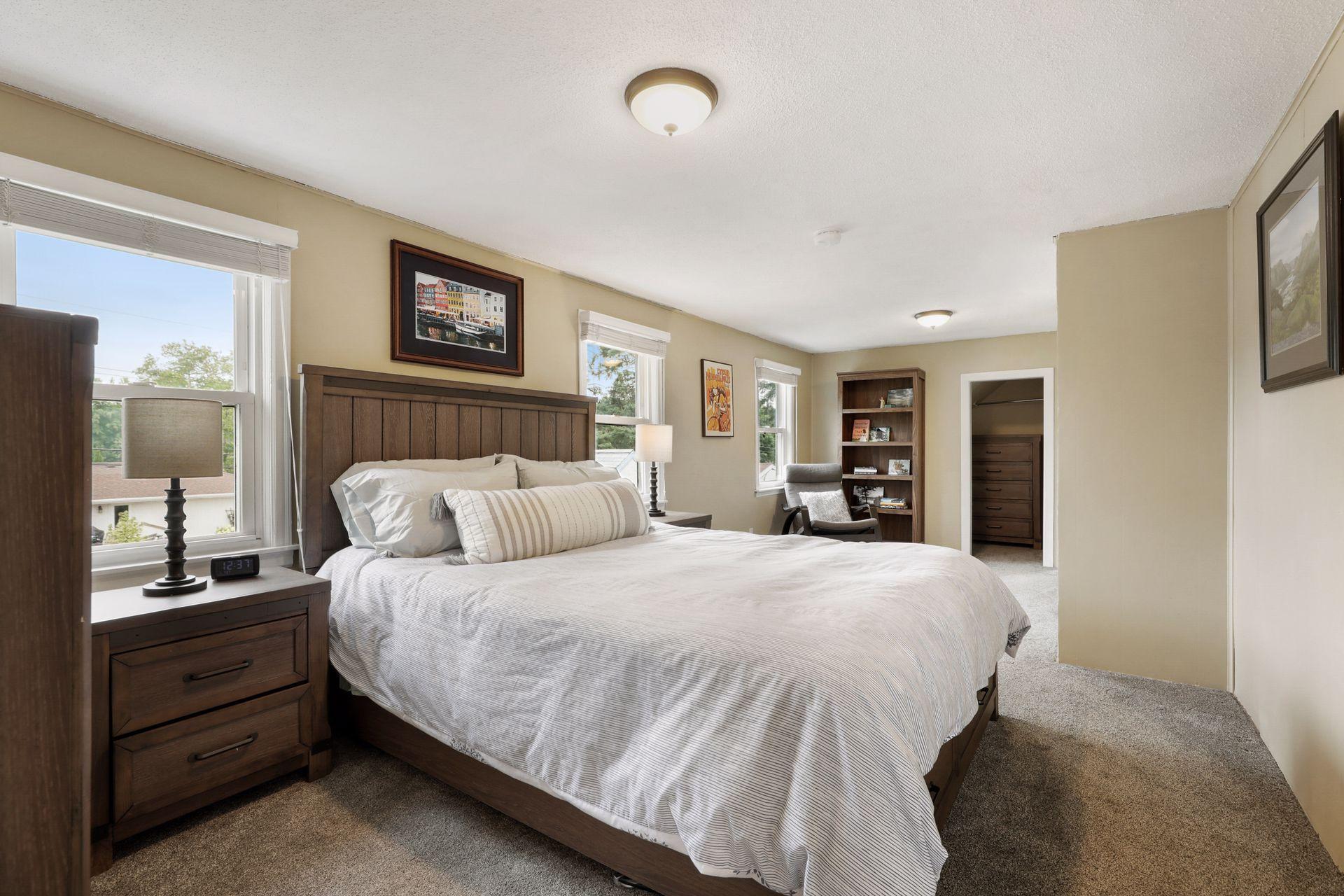 1151 County B Road West Roseville, MN 55113 - Photo 22 of 32 Gallery Image 22