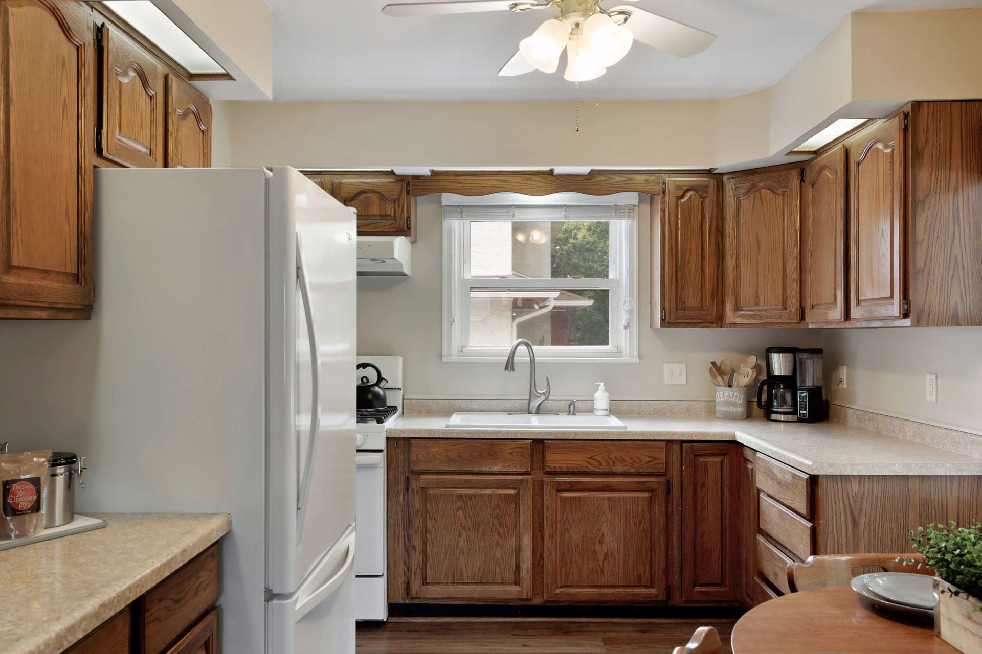 1151 County B Road West Roseville, MN 55113 - Photo 7 of 32 Gallery Image 7