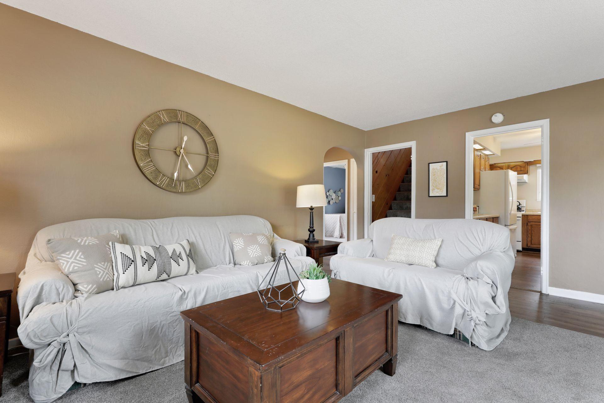 1151 County B Road West Roseville, MN 55113 - Photo 10 of 32 Gallery Image 10