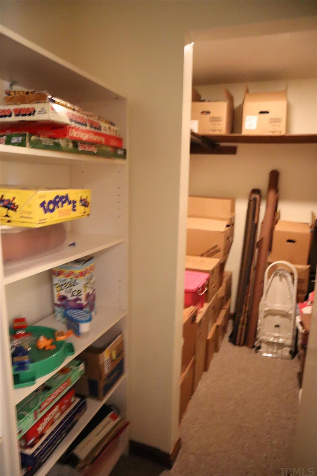 6301 Henze Road Evansville, IN 47720 - Photo 14 of 36 Gallery Image 14