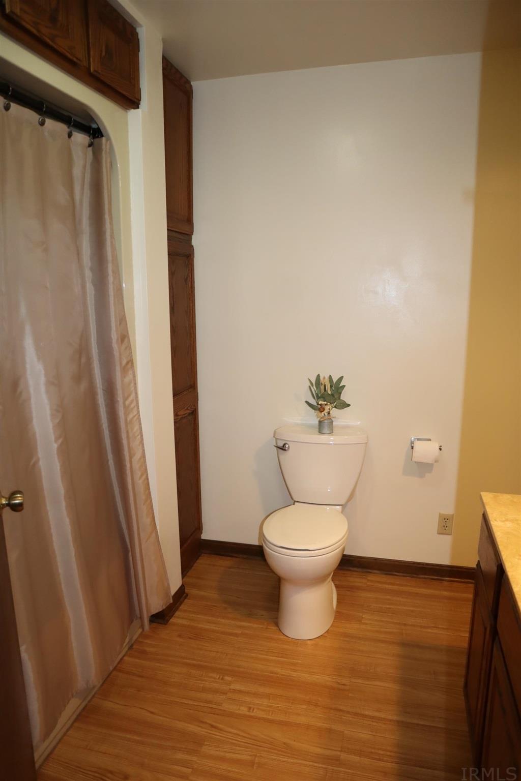 6301 Henze Road Evansville, IN 47720 - Photo 15 of 36 Gallery Image 15