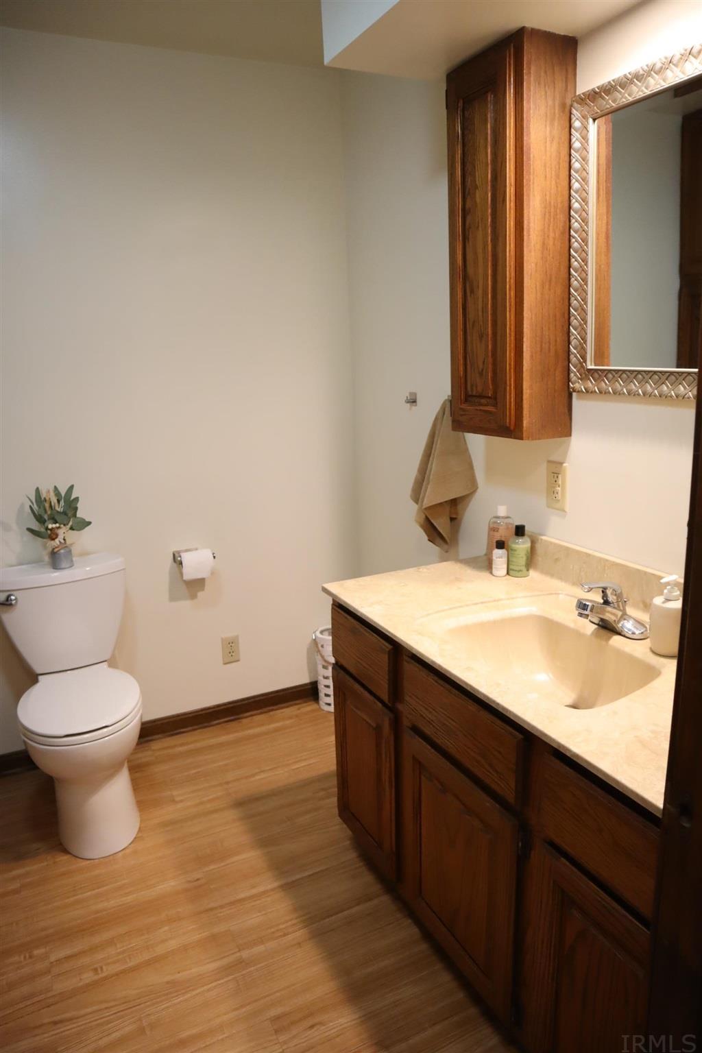 6301 Henze Road Evansville, IN 47720 - Photo 16 of 36 Gallery Image 16
