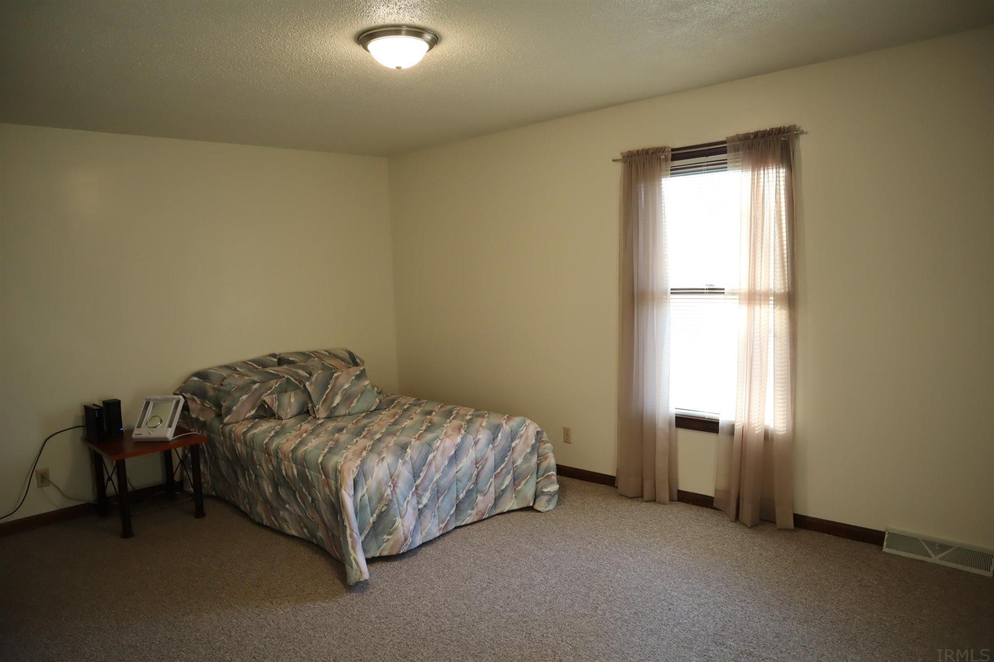 6301 Henze Road Evansville, IN 47720 - Photo 17 of 36 Gallery Image 17