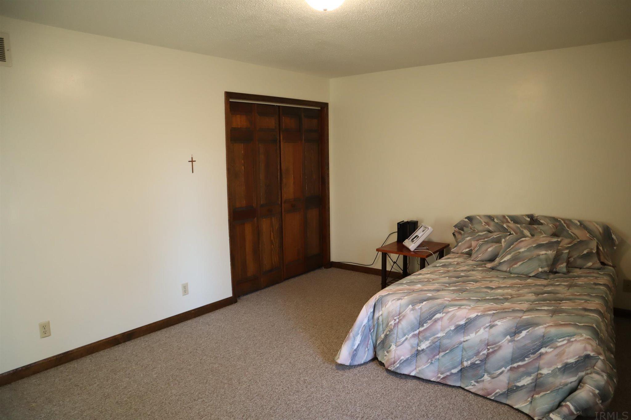 6301 Henze Road Evansville, IN 47720 - Photo 18 of 36 Gallery Image 18