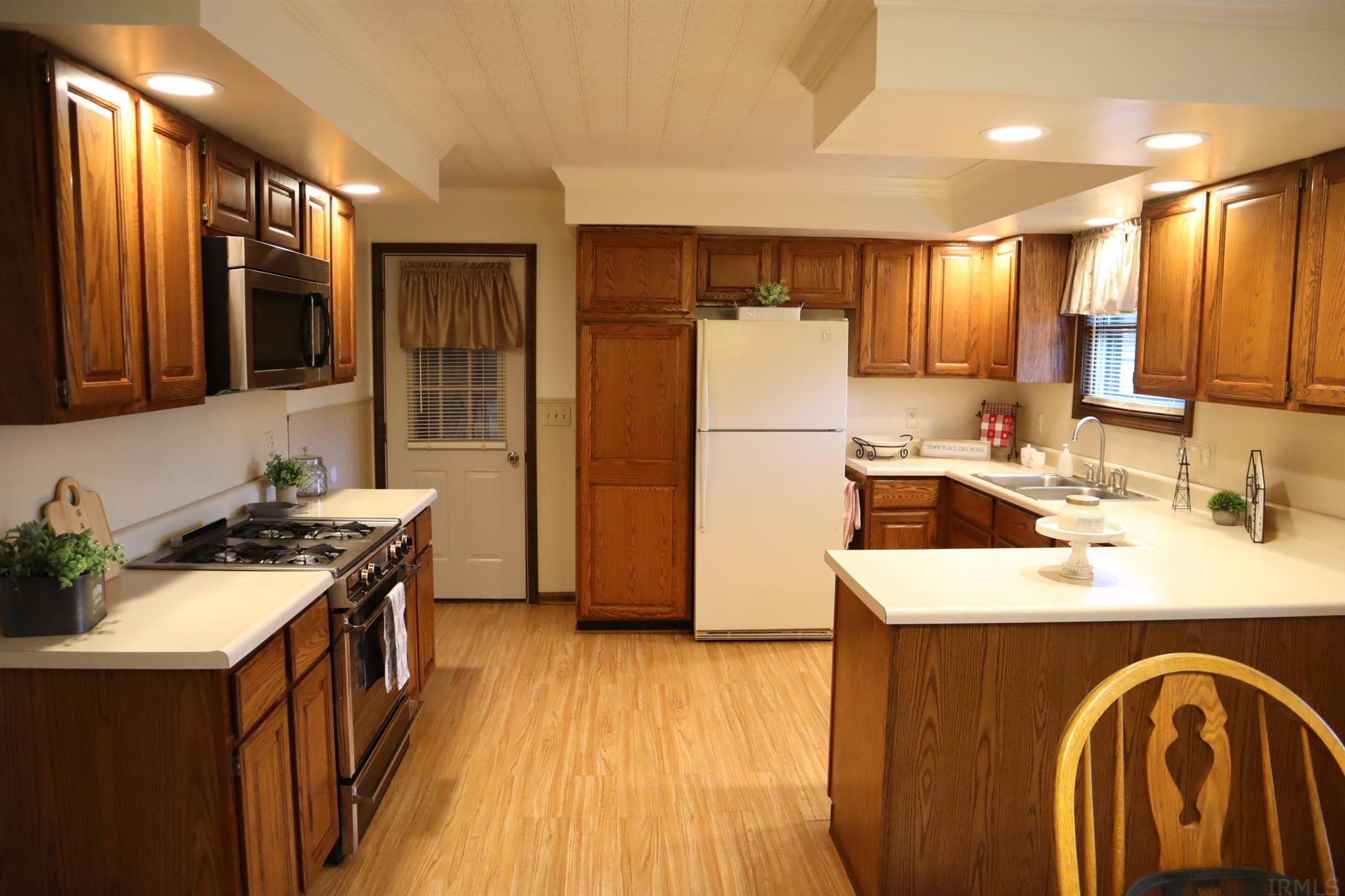 6301 Henze Road Evansville, IN 47720 - Photo 8 of 36 Gallery Image 8