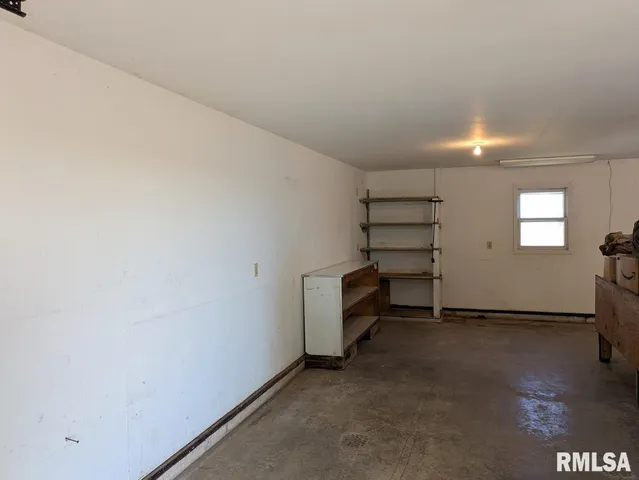 $99,900 | 528 South Emmett Street, Virden, IL 62690