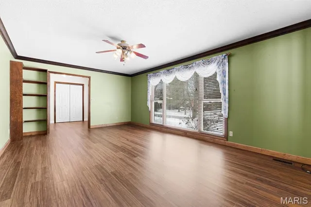 $368,800 | 29 Santa Anita Drive, Maryville, IL 62062