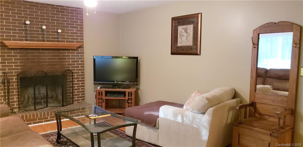 69 Rash Road Asheville, NC 28806 - Photo 5 of 20 Gallery Image 5