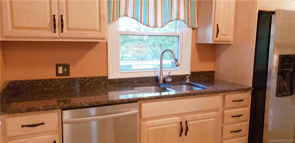 69 Rash Road Asheville, NC 28806 - Photo 6 of 20 Gallery Image 6
