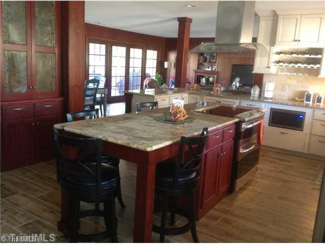 3617 Liberty Road Greensboro, NC 27406 - Photo 6 of 9 Kitchen.