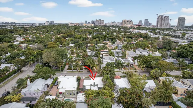 $5,000 | 616 Upland Road, West Palm Beach, FL 33401