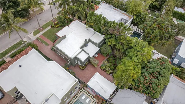 $5,000 | 616 Upland Road, West Palm Beach, FL 33401